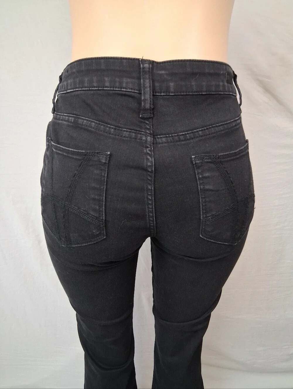 Kut from the Kloth Black High-Rise Flare Jeans - Picture 8 of 17